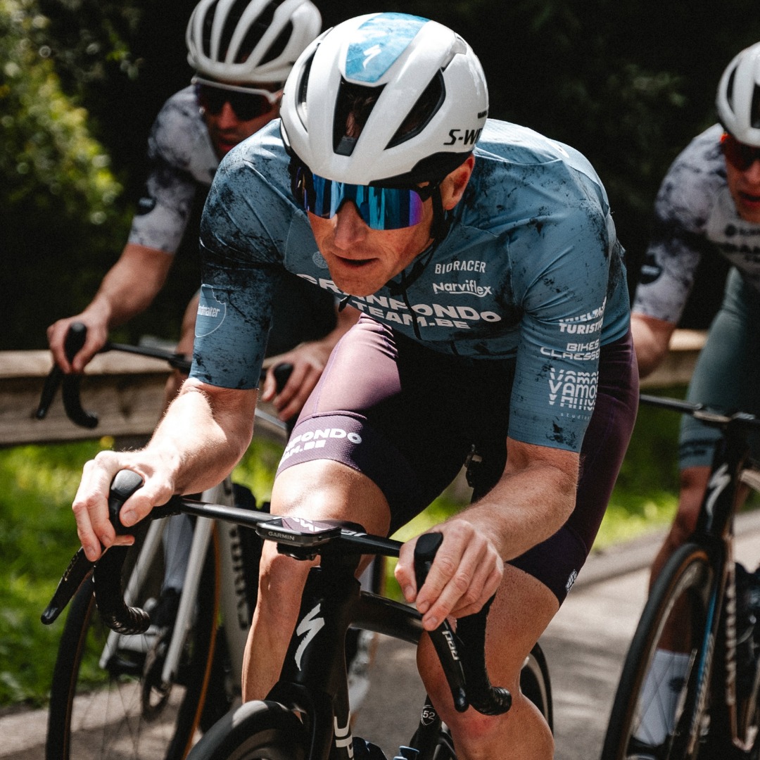 ICON BIBSHORTS SMOOTH ONE｜オーダーサイクルジャージならBIORACER